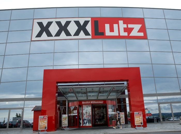 XXXLutz Pfister