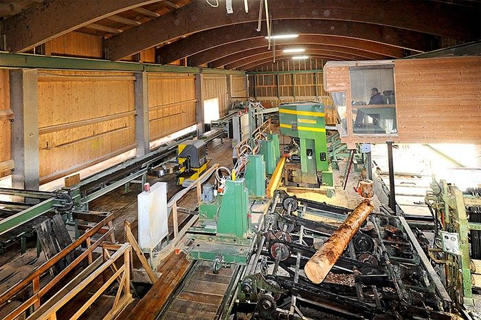 Sägewerks-Neustart auf der grünen Wiese