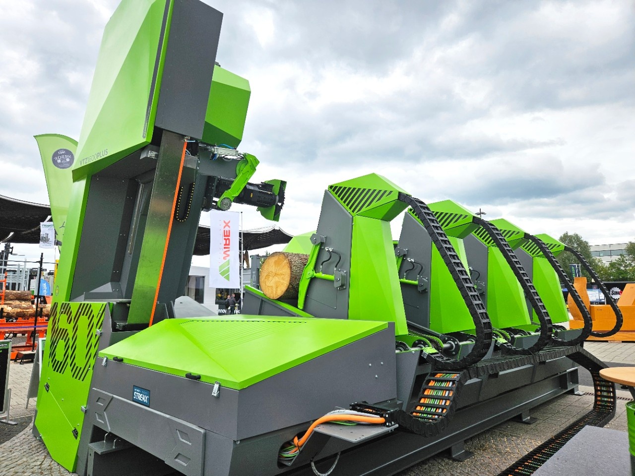 Komplettlösungen für Sägewerke seit 1982